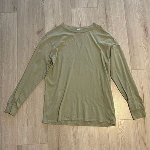 Aritzia TNA Tour Long Sleeve Cotton T-Shirt - Sage Green